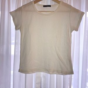 Brandy Melville White T-shirt ONE SIZE FITS ALL